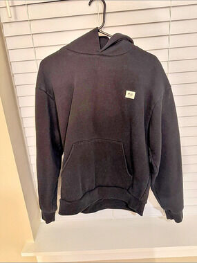 NWOT M22 Heavyweight black hoodie